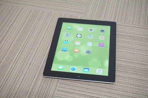 Apple iPad 4 16GB Wi-Fi A1458（完動品）MD510J/A