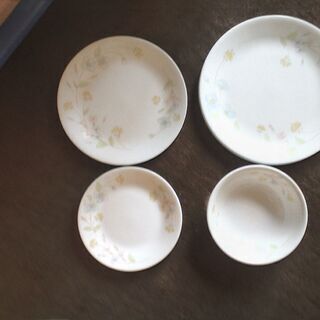 CORELLE　皿６枚