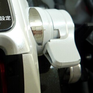 シマノ電動リ－ル　プレイズ 1000 美品 ２回使用