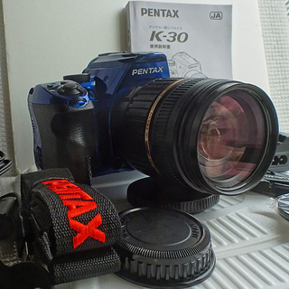 PENTAX K-30+18-200mmレンズキット 新品級のキ...