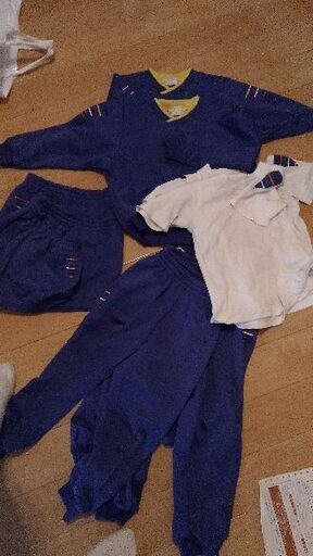津田山幼稚園の体操服