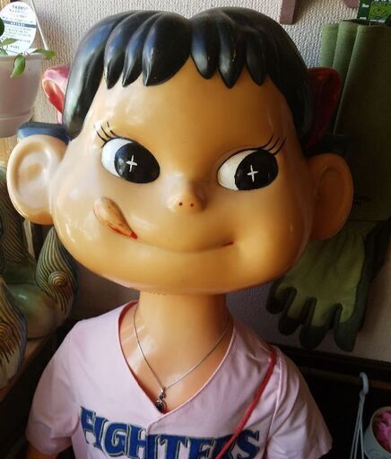 店頭用不二家のペコちゃん　約110cm　難あり