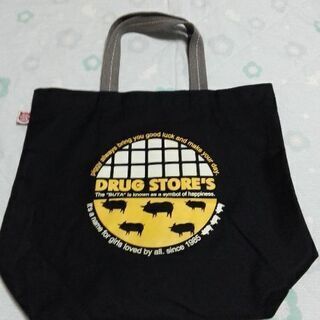 DRUG　STORE,S のバッグ　