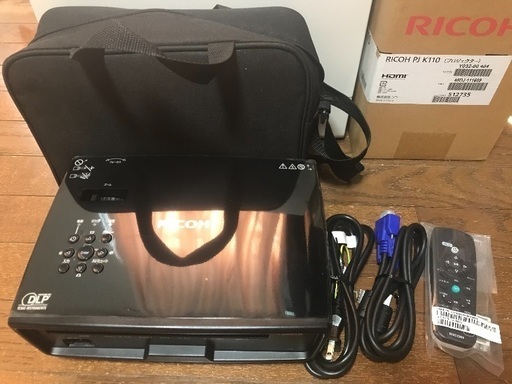 ☆値下げしました☆RICOHプロジェクター K110