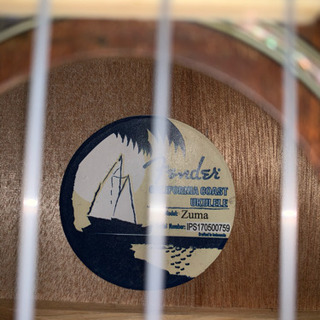 Fender ウクレレコンサートタイプ 超カッコ良いです♪の通販はau PAY 