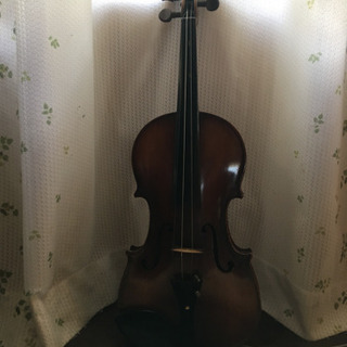 バイオリン 年代物 SUZUKIバイオリンです。