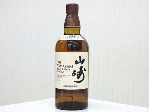 サントリー　山崎　ウイスキー　洋酒　700ml