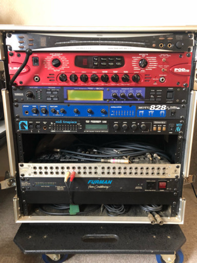 音楽機材ばっかりだぁぉ
