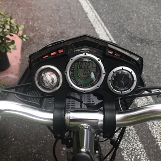 子供用自転車/24インチ/アルミフレーム/5段変速/オートライト（前後・ハンドル）スピードメーター、コンパス、ギア表示
