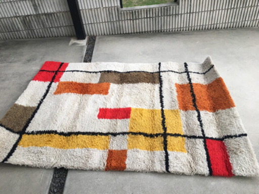 モンドリアン柄ラグ きんぐ 楽田のカーペット マット ラグの中古あげます 譲ります ジモティーで不用品の処分 モンドリアン柄ラグ きんぐ 楽田のカーペット マット ラグの中古あげます 譲ります ジモティーで不用品の処分