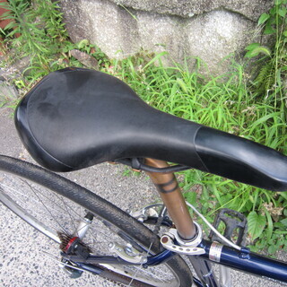 61.クロスバイク　ＧＩＡＮＴ　CROSS　3400　3×8速　Ｆサス