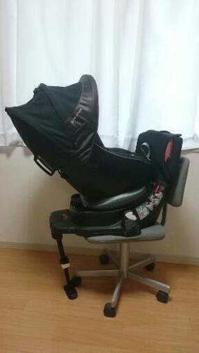 取説DVD付き！】コンビ 回転型チャイルドシート・新生児～4才頃まで