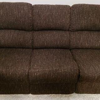 【引っ越し間近のためお値下げしました、8月中値引きあり】電動リクライニングソファー