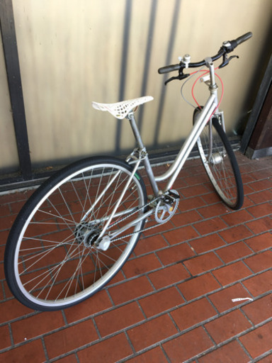 27インチ