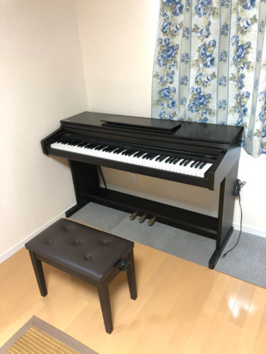 電子ピアノ