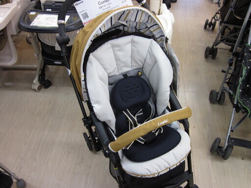 安心の保証付！クリーニング済み！combi　スゴカル4キャス　コンパクトエッグショック、A型ベビーカーです！