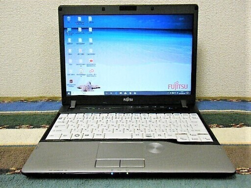 12.1型液晶/重さ1.39kg♪移動用/大容量！HDD320GB/Office 2019✎/メモリ4GB♪/2コアCPU♪/高速！USB3.0/マイク内臓/すぐ使えるWin10メディア作成ツール付/すぐ繋がるWi-Fi/点検整備清掃済み/FUZITSU MP702