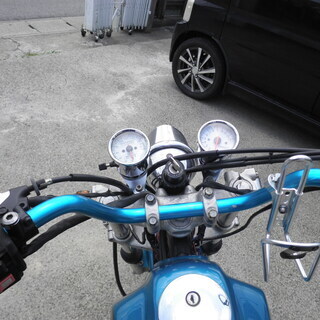 ヤマハTW200 カスタム。フル整備済み。外装綺麗不具合無し。自倍保険33年2 