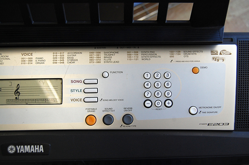 ヤマハ YAMAHA 電子ピアノ 電子キーボード PRS-E203