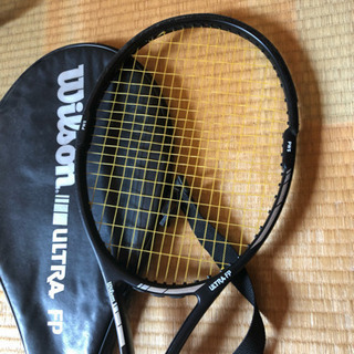 テニスラケット  2つ