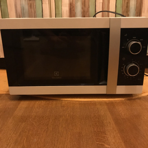 エレクトロラックス 電子レンジ