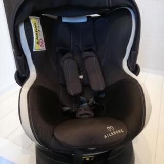 エールベベクルット3iプレミアム ISOFIX対応 ブラックチャイルドシート