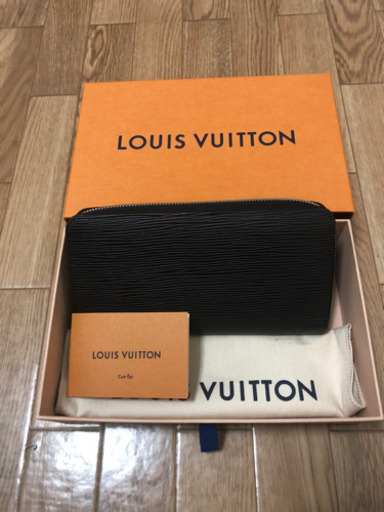 Louis VuittonエピジッピーウォレットM60072