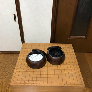 碁盤、碁石セット格安で譲ります
