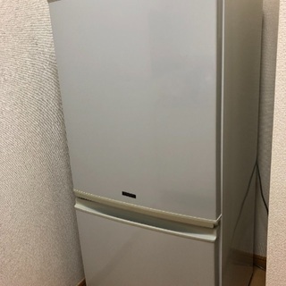 シャープ冷蔵庫135L 1000円
