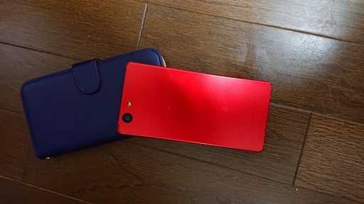 UQモバイル 富士通アローM04プレミアム 赤 SIMフリー arrows M04