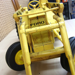 ERTL FORD 7500 トラクター ダイキャスト製 820-7118-A 南12条店