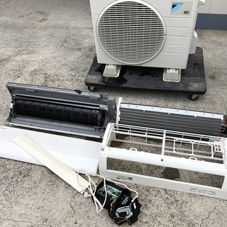 管理KR102】ダイキン 2015年 2.2kw 6畳用 ルームエアコン F22STES 分解 