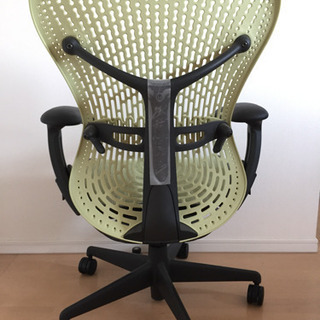 ハーマンミラー ”ミラ“ 中古