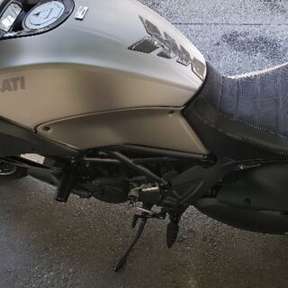 DUCATI　ディアベルチタニユム　希少車