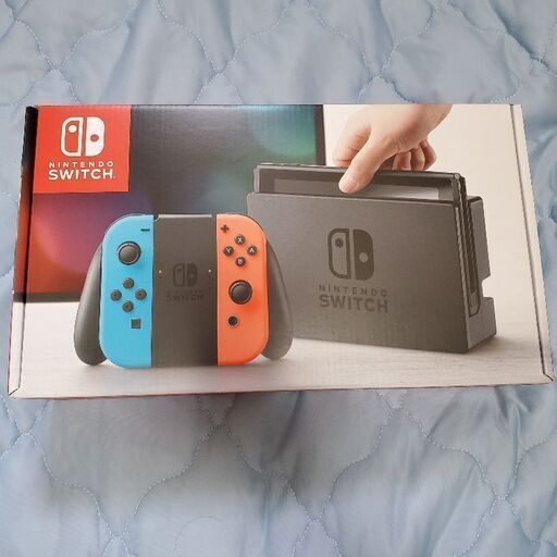新品未使用　Nintendo Switch　ネオンカラー