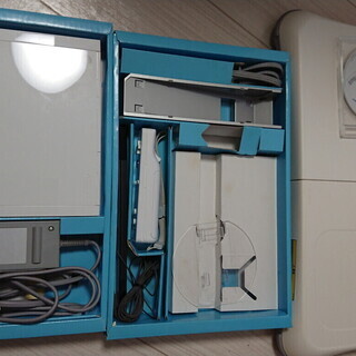 【譲ります】ゲーム機本体　NITENDO Wii + Wii Fit