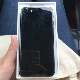 今だけ大幅値下げ☆iPhone 7 ジェットブラック 128GB Amazon | 【整備済み品】 iPhone 7 128G ジェットブラック SIM