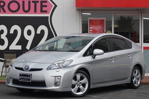 ライバル車はインサイトですよ トヨタプリウスｓ オトロン足立店 竹ノ塚のプリウスの中古車 ジモティー