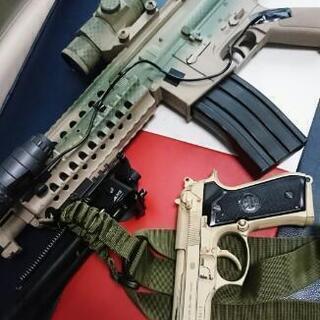 M4電動ガンとM92Fエアコキともに18禁