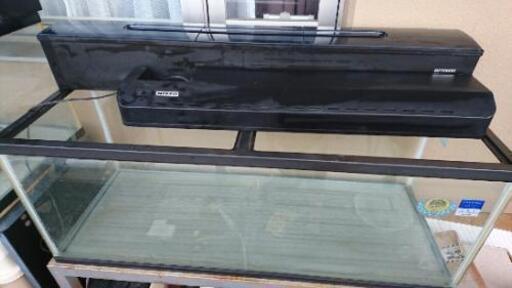 お話中 日本製 コトブキ工芸 1cm水槽 台 上部フィルター ライト付き E T 吉塚のその他の中古あげます 譲ります ジモティーで不用品の処分