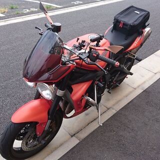 2010年 Street Triple R ジムカーナ仕様