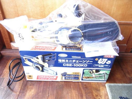 (ご商談中)【新品・未使用】D2オリジナル　電気ミニチェーンソー（CSE-100KD）