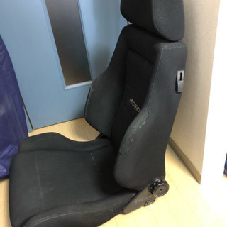 車のパーツ RECARO セミバケシート【代理売買】