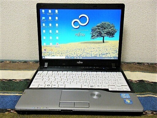 12.1型液晶/大容量バッテリー搭載！/軽量1.29kg♪/高性能Core i5(最大3.4GHz)/光速☆彡新品✨SSD120GB/メモリ4GB♪/すぐ使えるWin10メディア作成ツール付/高速☆彡USB3.0/SDカードスロット♪/すぐ繋がるWi-Fi/MS Office✎/点検整備清掃済み/FUJITSU LIFEBOOK P772/G
