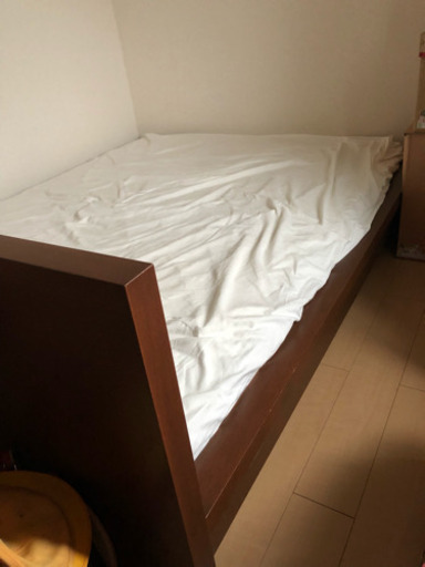 IKEA ダブル ベッド