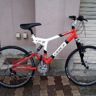 神奈川県 GT XCR4000 MTB 26インチ ROCKSHOX フルサス 3×8s
