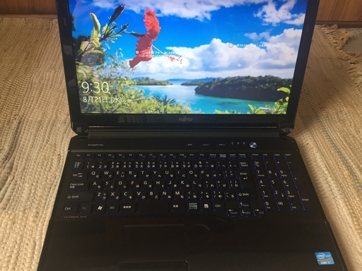 富士通ノートパソコン AH56/H core i7 SSD240GB