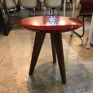サイドテーブル 赤
