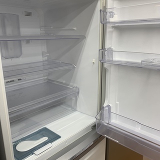 MITSUBISHI 3ﾄﾞｱ冷蔵庫 MR-C34Y-W 335L 2015年製 冷凍庫内部引き出し欠品
