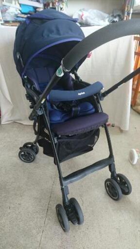 美品 アップリカ ラクーナ 新生児から3才頃まで